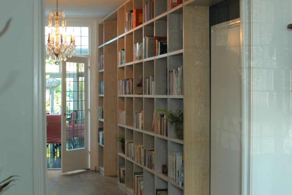 Robuuste boekenkast | Vught