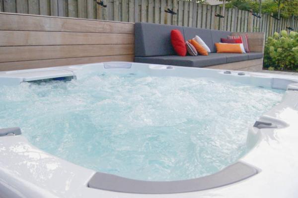 Jacuzzi ombouw - Rosmalen 